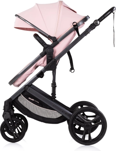 Komfortable und stabile Fahrt dank Federung und großer Räder