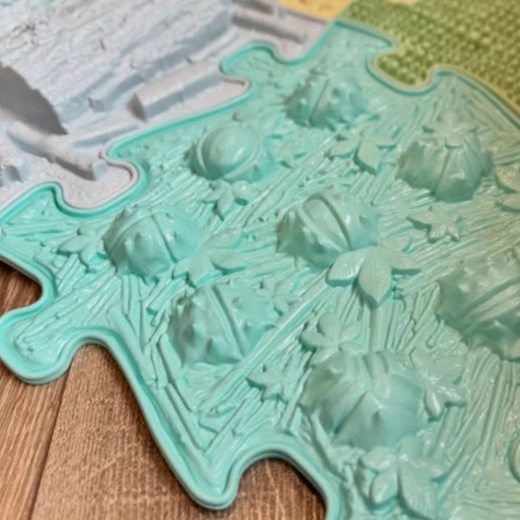 Gevarieerde oppervlakken voor een gezonde ontwikkeling van de voeten