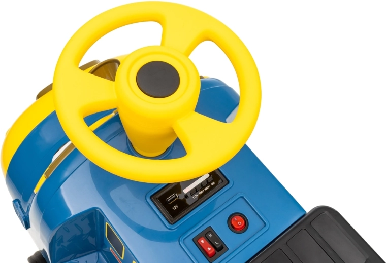 Smart audio panel with Bluetooth and USB