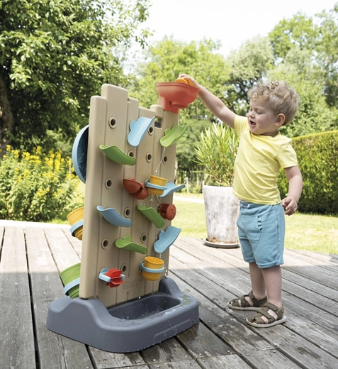 Vodní zábava a vlastní dráhy