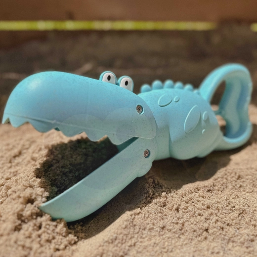 Facile raccolta e trasporto di sabbia e acqua