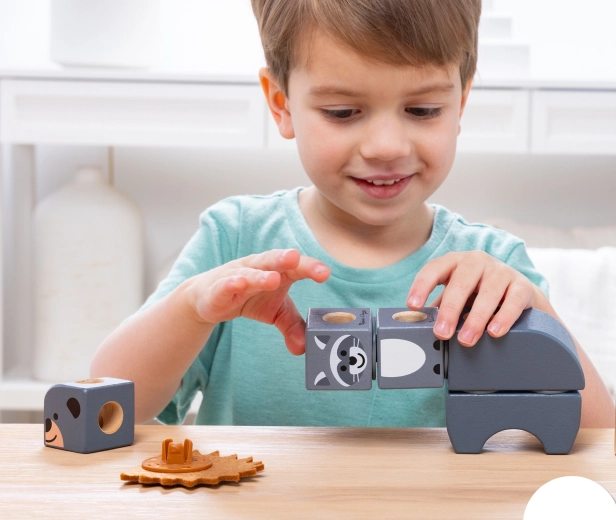 Costruzioni creative con gli animaletti