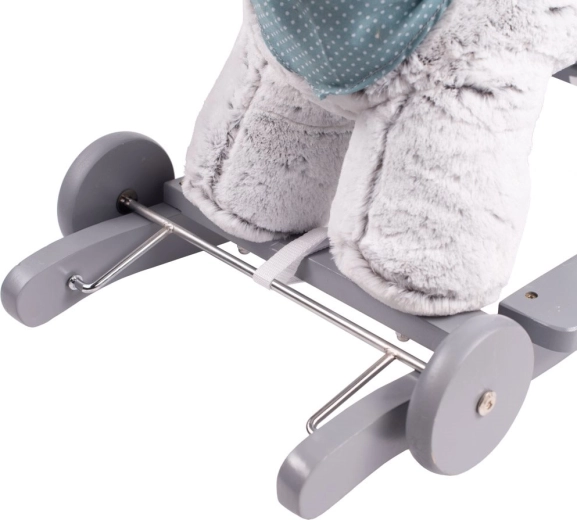 2-in-1 function: rocking and riding on wheels