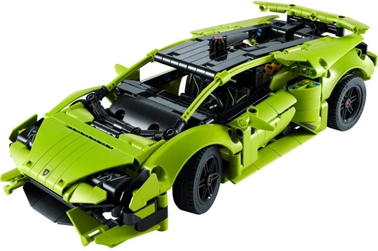 Realistyczny silnik V10 i układ kierowniczy