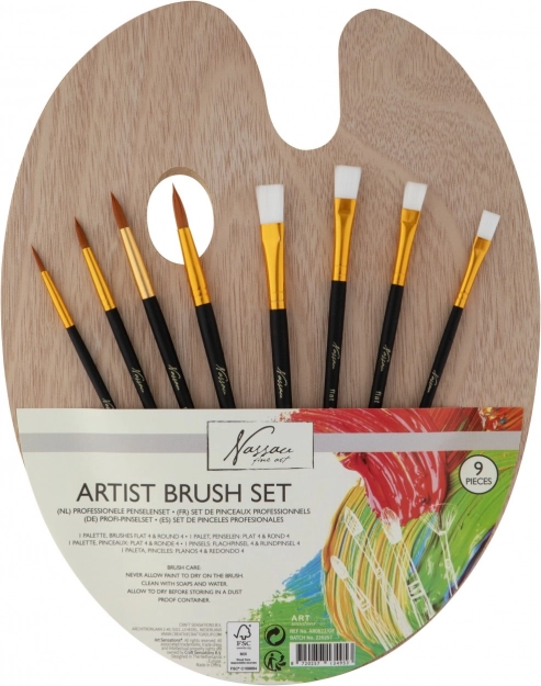 Ensemble de pinceaux pour artistes sur palette en bois