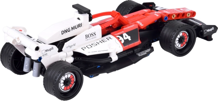 Gumové pneumatiky a pevná technická konštrukcia