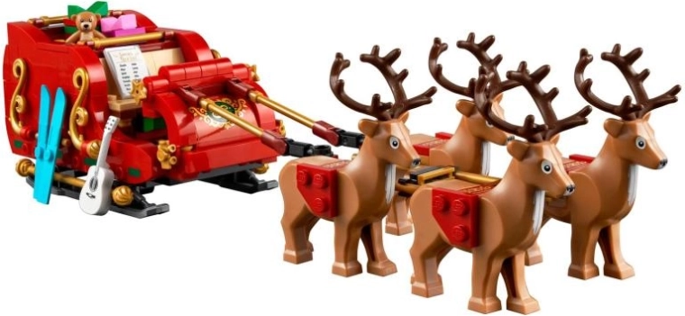 Detaljne crvene saonice sa zlatnim akcentima