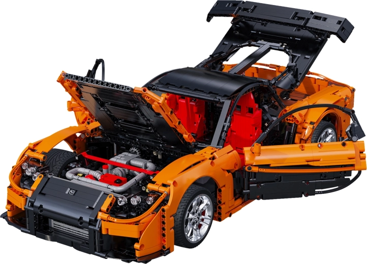 Meccanica dettagliata e elementi apribili