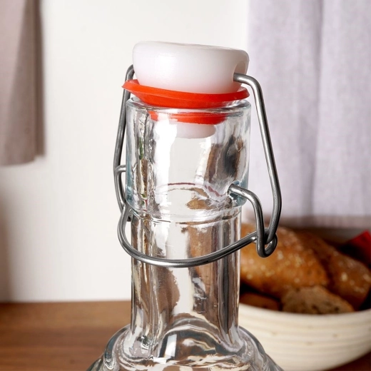 Fermeture à clip avec joint en silicone