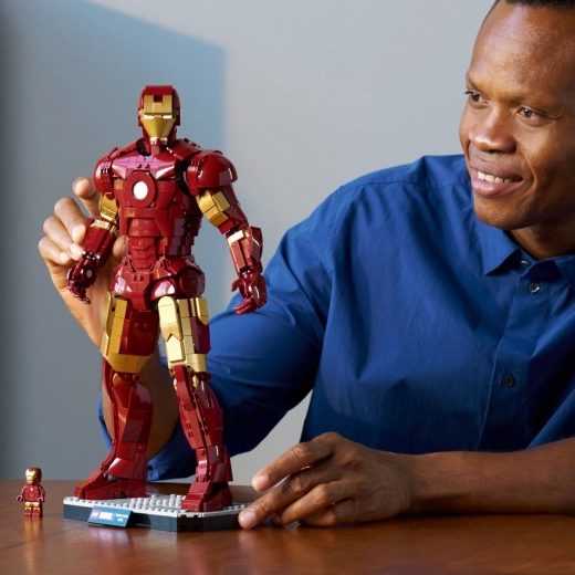 Súčasťou minifigúrka Iron Mana