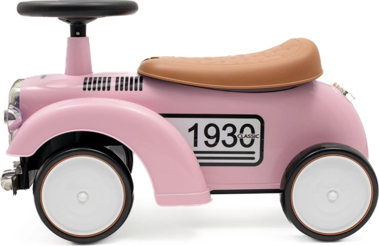 Praktičen shranjevalni prostor pod sedežem