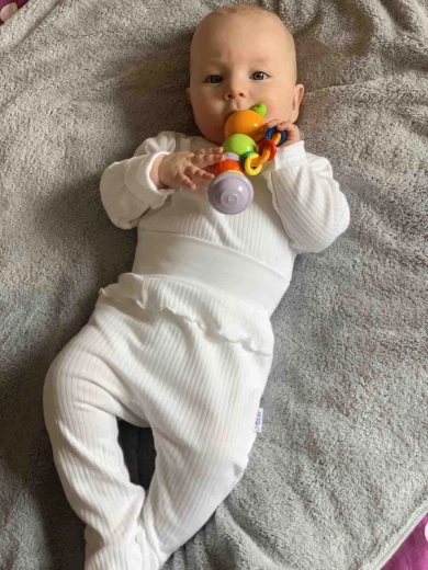 Pantalon confortable avec pieds intégrés