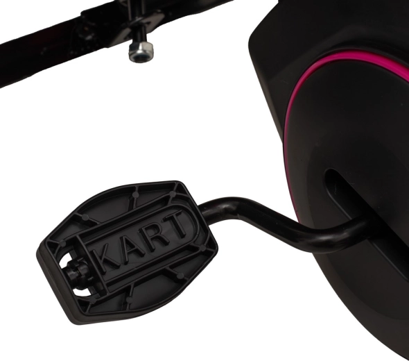 Bezpečnost díky krytému řetězu a ruční brzdě