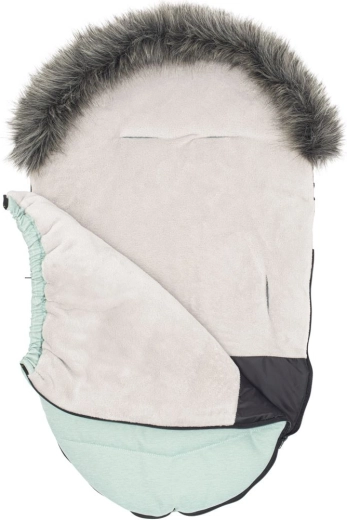 Practical hood with removable faux fur