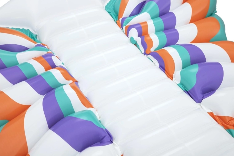 Soutien confortable grâce au centre nervuré