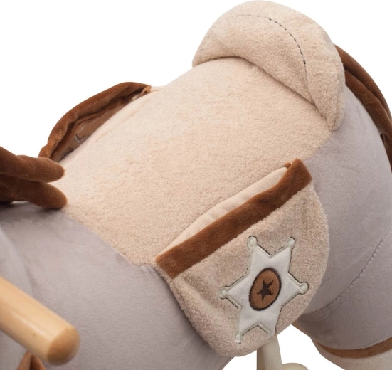 Mehek pliš in udobno sedlo