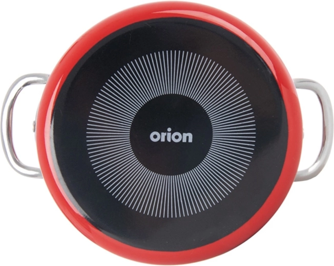 Versatile use on all types of hobs and in the oven