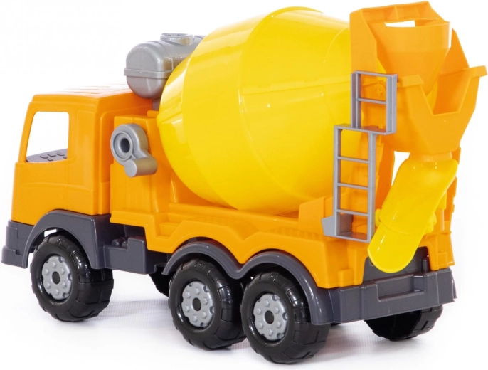 Veličina 43 cm i stabilna vožnja