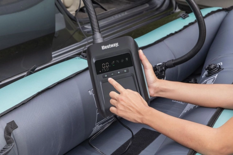 Dual motor for low and high pressure