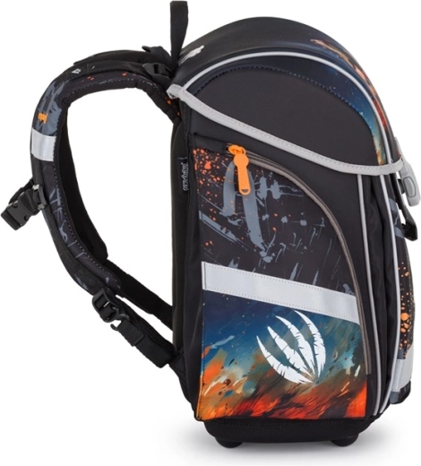 Lightweight construction and large capacity