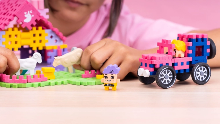 Easy connections, durable pieces