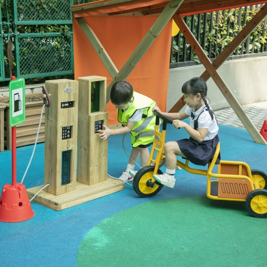 Durable wooden build for outdoor play