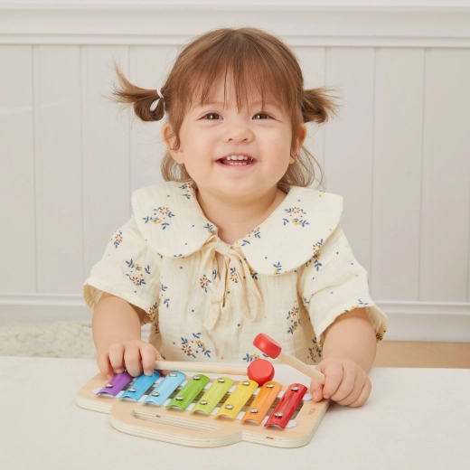 8 notes accordées pour les premières mélodies