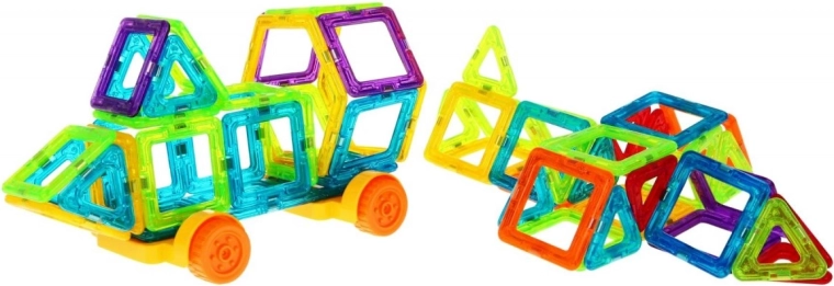 Kreativní stavby od vozidel po hrady