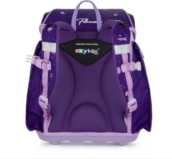 Lightweight and ergonomic satchel for the first years at school