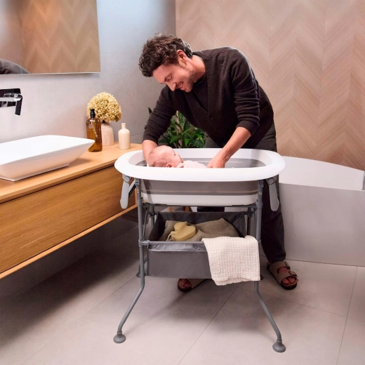 Convenient drain with 151 cm hose