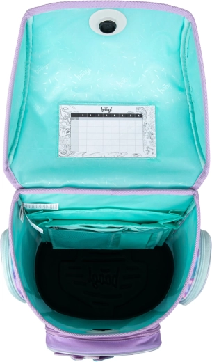 Smart organization of school supplies