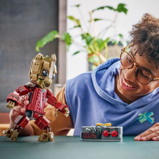 Voll bewegliche Figur für dynamische Posen