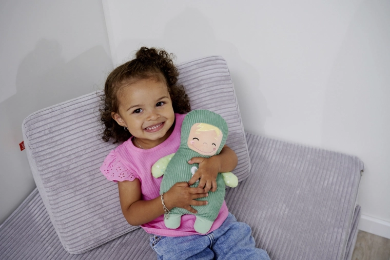 Lightweight and easy to hold