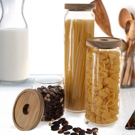 Stil i red na kuhinjskoj radnoj plohi