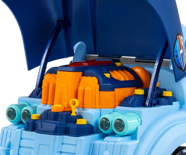 Capot ouvrant et moteur réaliste