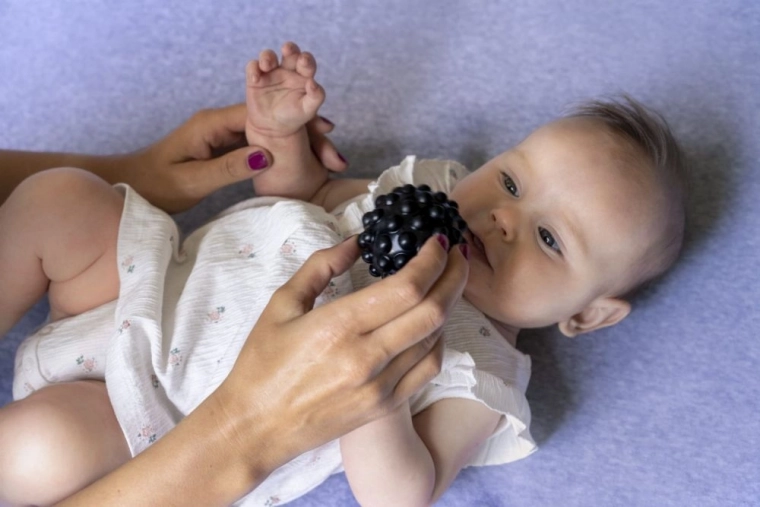 Stimulating textures for little exploring fingers