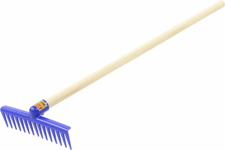 Wide tines for easy raking