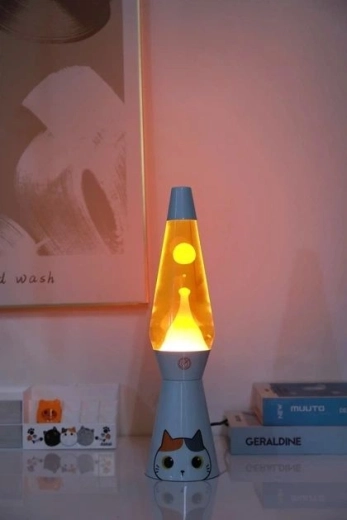 Compact size for desk or shelf