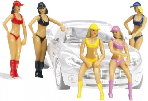 Hostess Figures 1:32 (5 pcs)