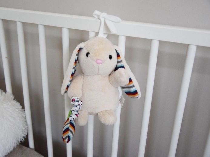 Easy attachment to crib or stroller