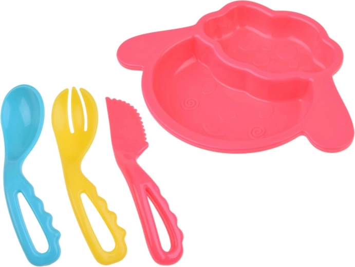 Hranilica i posuđe za realističnu igru