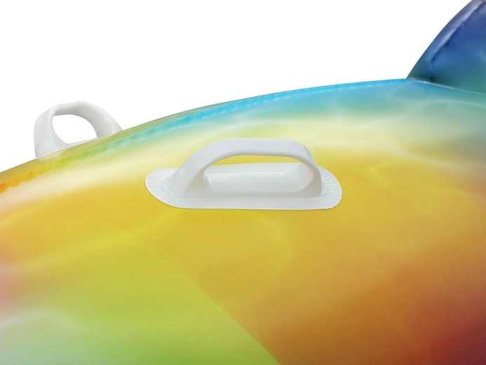 Sturdy handles for a secure grip