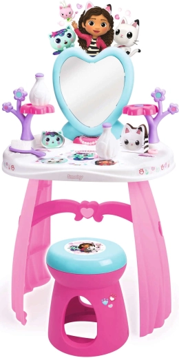 Safe heart-shaped mirror for everyday play