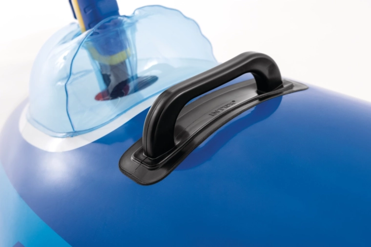 Sturdy handle for a secure grip