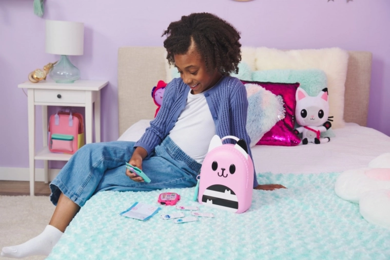 Podporuje fantazii a aktivní hru