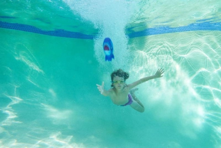 Skvělé pro bazénové hry a soutěže