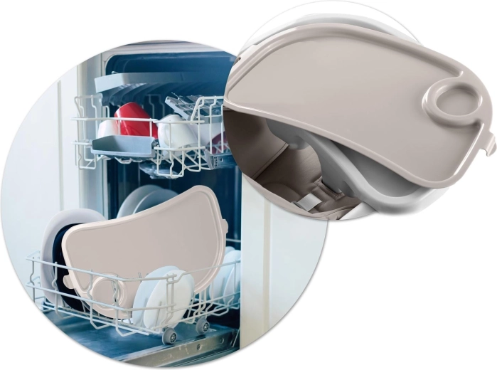 Manutenzione facile: vassoio rimovibile e chiusura compatta