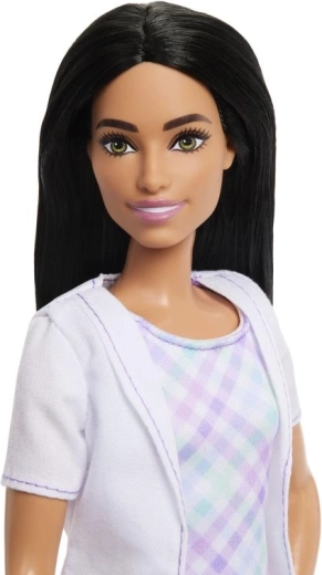 Bambola Barbie pronta alla cura
