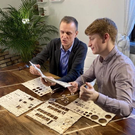 Skládání bez lepidla a nářadí