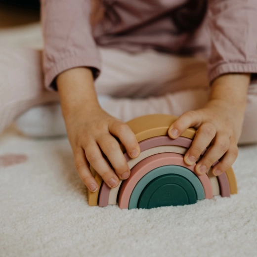 Supporta la motricità fine e la coordinazione